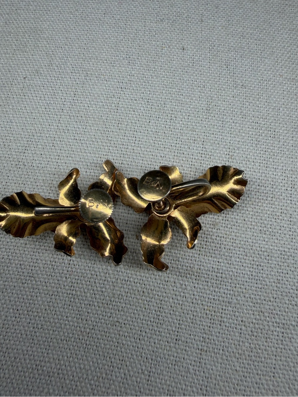 Orchid Brooch & Screw Back Earrings Set Bugbee & Niles Co Jewelry Rhinestone Lot - Picture 3 of 8